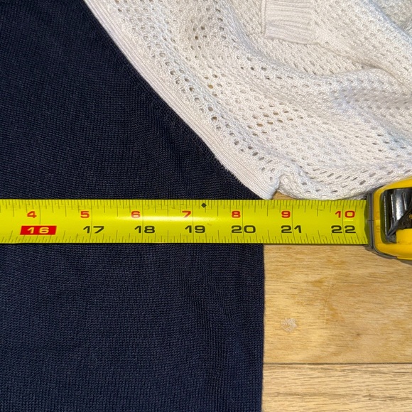 Rag & Bone, Lexie Colorblocked, Dark Navy & White Cut Out, 3/4 Sleeve’s. Large - Picture 11 of 15